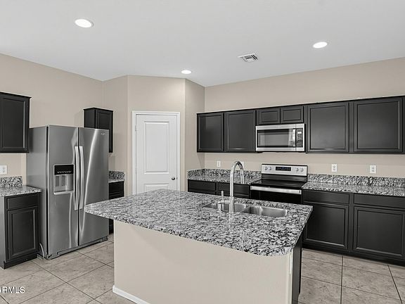 4th image of 3021 S 78TH Drive