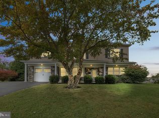 2152 Kingswood Ln, Broomall, PA 19008