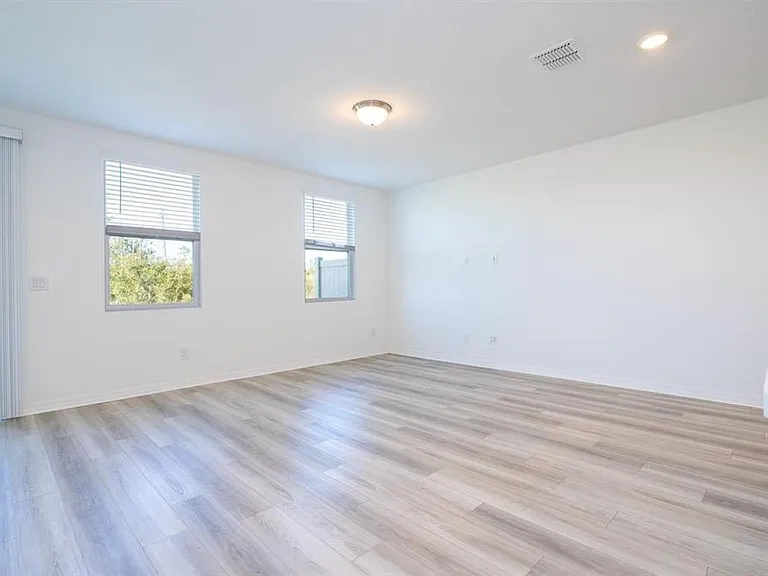 4549 Burrowing Owl Loop St — Photo 8
