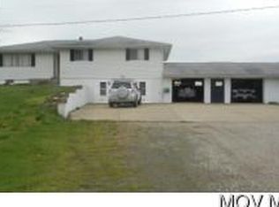 4446 State Route 555, Little Hocking, OH 45742