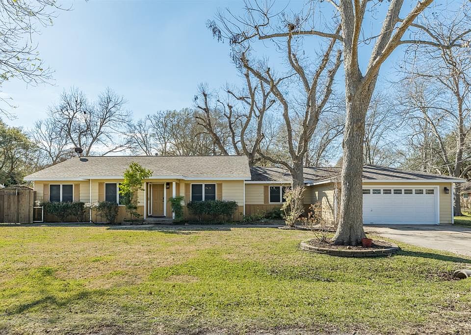 1st image of 410 Kirby Dr