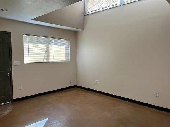 3rd image of 3418 Vail Ave SE APT 4