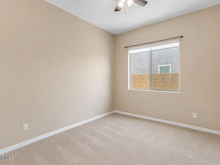 2827 E Muirfield St — Photo 28