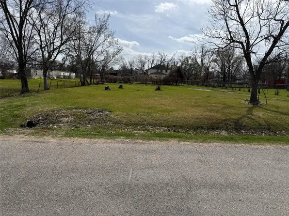 2430 Lone Oak Rd, Houston, TX 77093