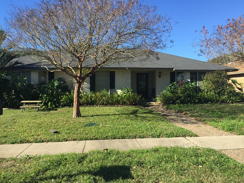 1st image of 118 San Saba Dr