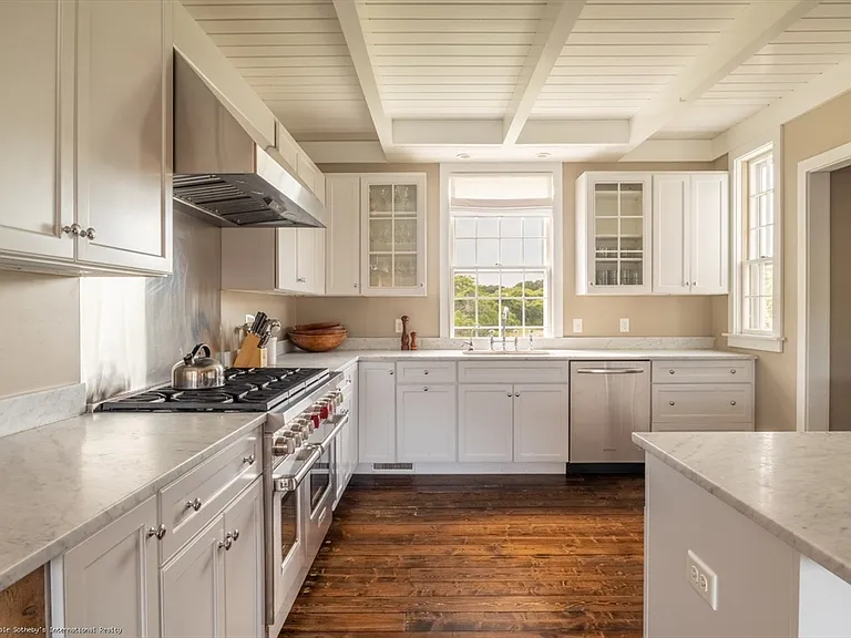 21 Quidnet Rd #1 — Photo 11