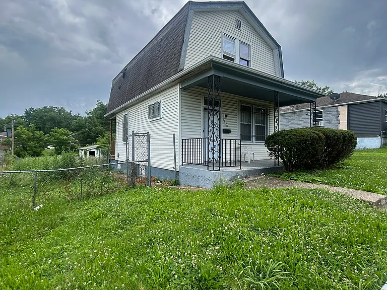 5230 Thrush Ave — Photo 3