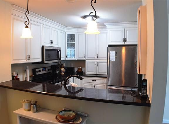 4th image of 112 Cherry Blossom Ct