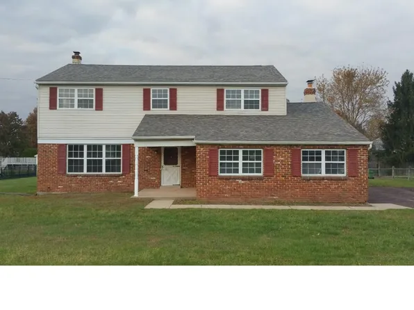 1912 S Broad St, Lansdale, PA 19446