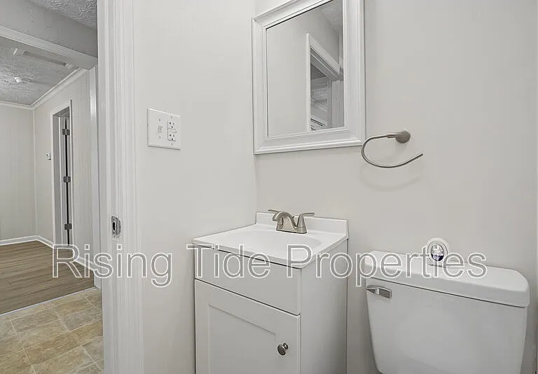 1607 Montgomery Ave — Photo 26
