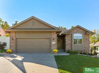 14533 Washington Cir, Omaha, NE 68137