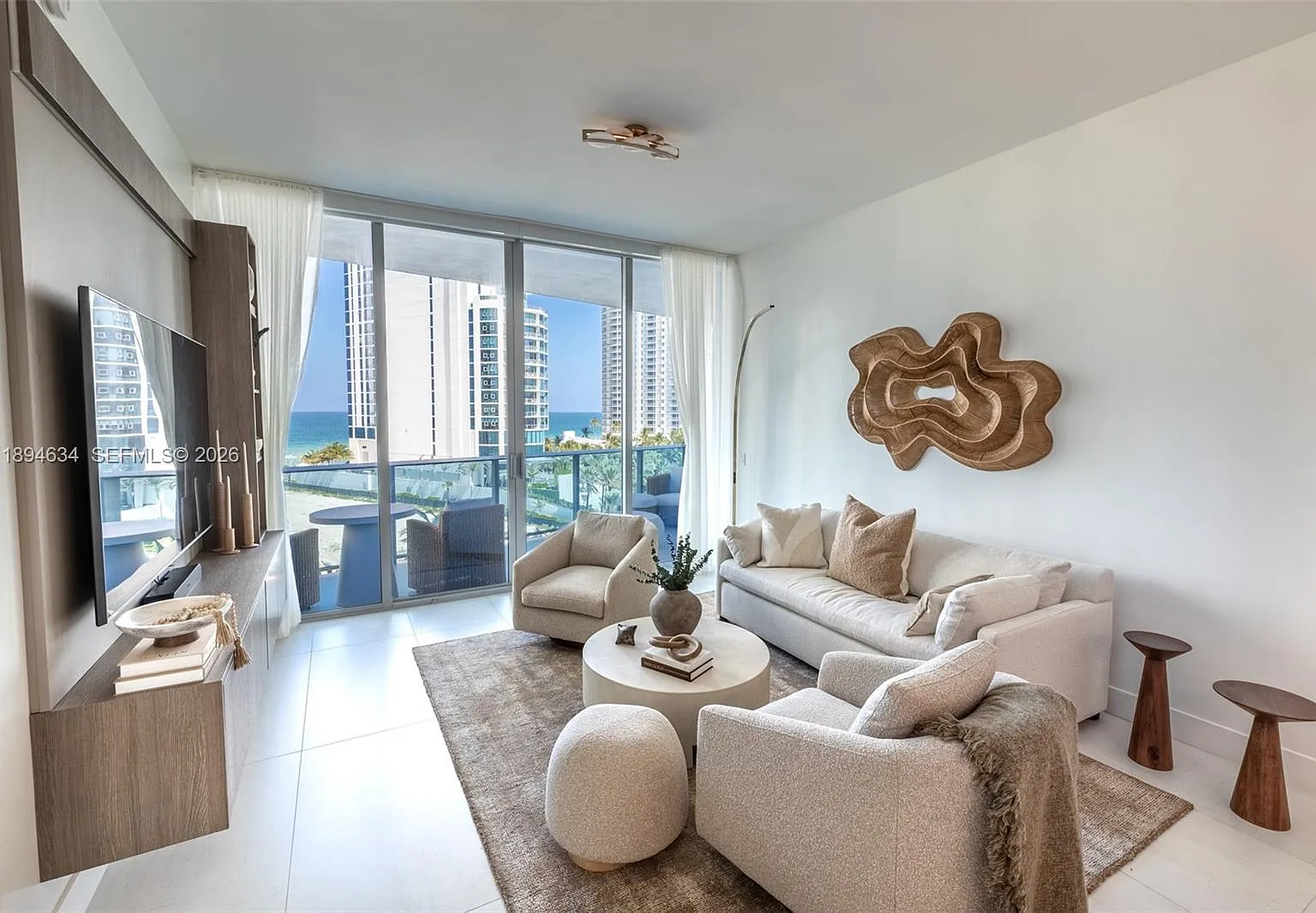 Aurora Condominium — Photo 3