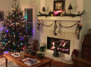 550 Mountainbrooke Cir, Stone Mountain, GA 30087