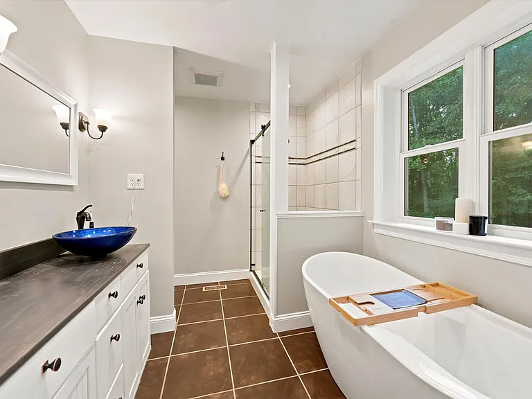 26 Pebble Dr — Photo 17