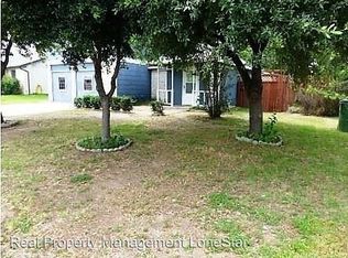 1106 E Logan St, Round Rock, TX 78664