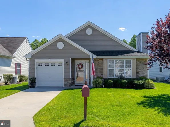 532 Key West Dr, Williamstown, NJ 08094