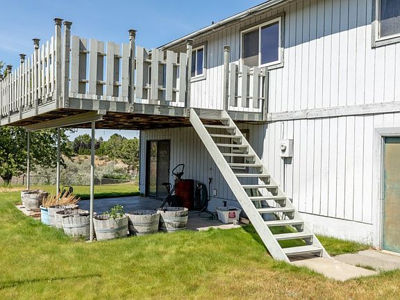 2nd image of 1553 Tieton Ct