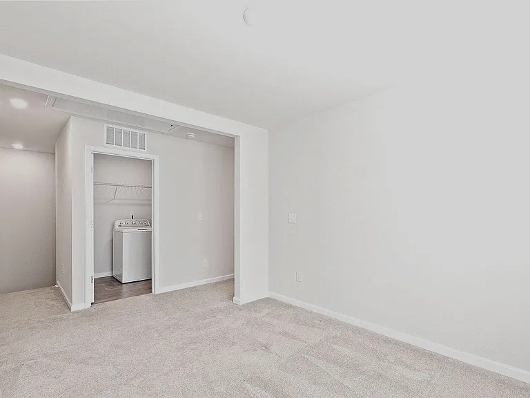 216 Hiking Hill Ln — Photo 31