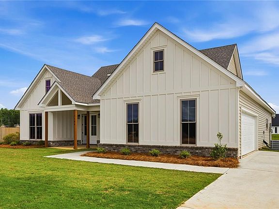 3rd image of 1109 Clara Dr
