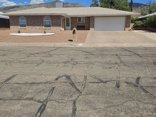 506 Sunglow Ave, Alamogordo, NM 88310