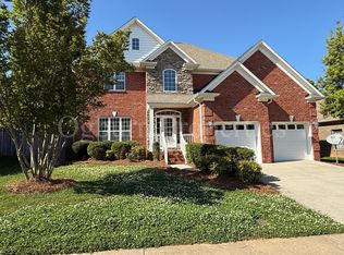 880 Cameron Village Dr, Winston Salem, NC 27103