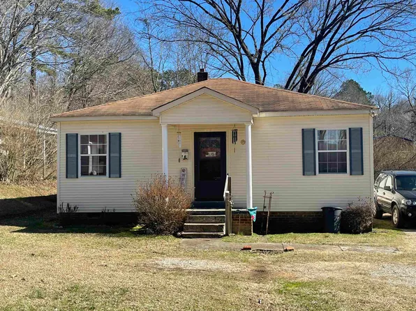 259 Forrest St, Selmer, TN 38375
