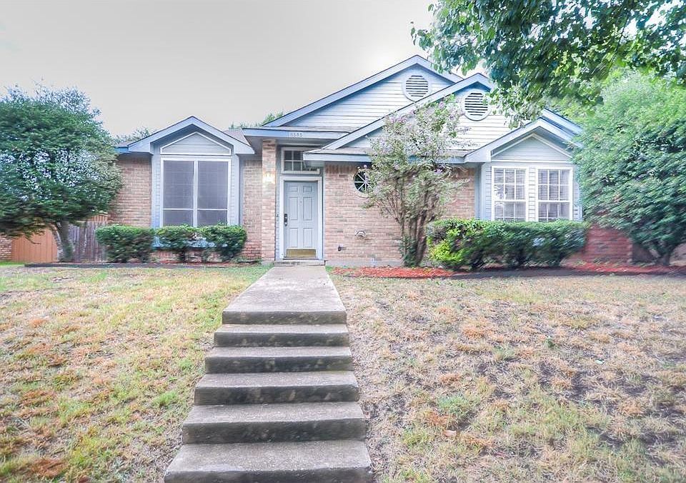 1st image of 8585 Creekview Dr