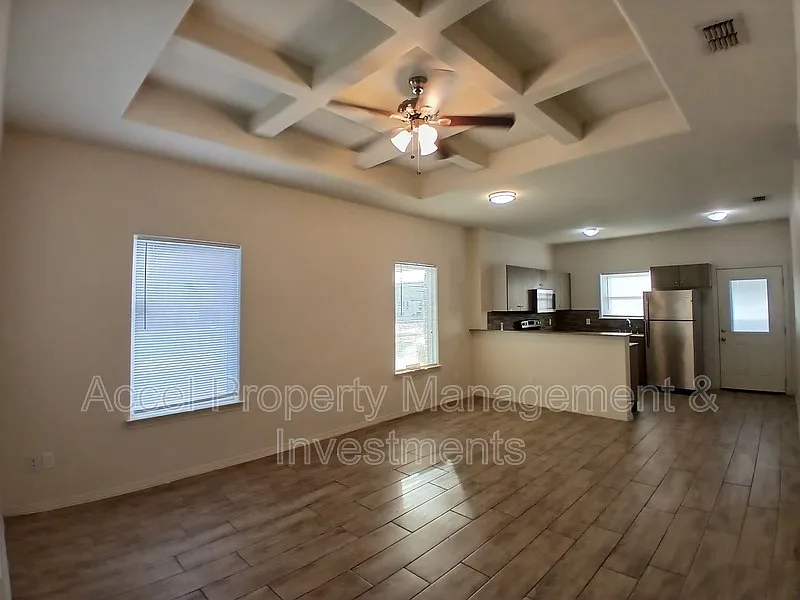 Building Photo - 3713 Whitewing Ave #4