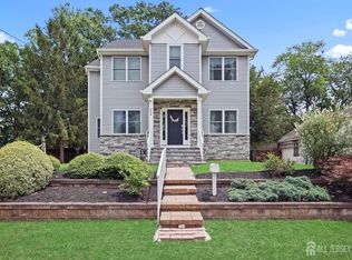 22 Sadowski Dr, Old Bridge, NJ 08857