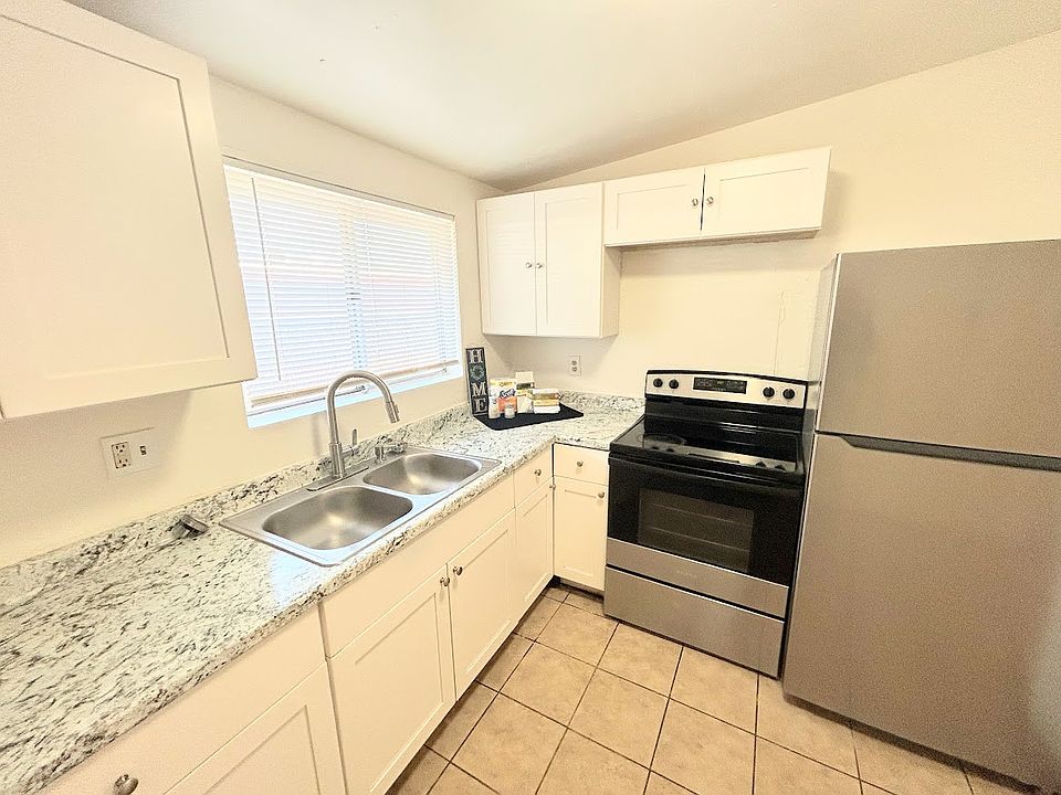 1st image of 1710 S Jefferson Ave APT 6