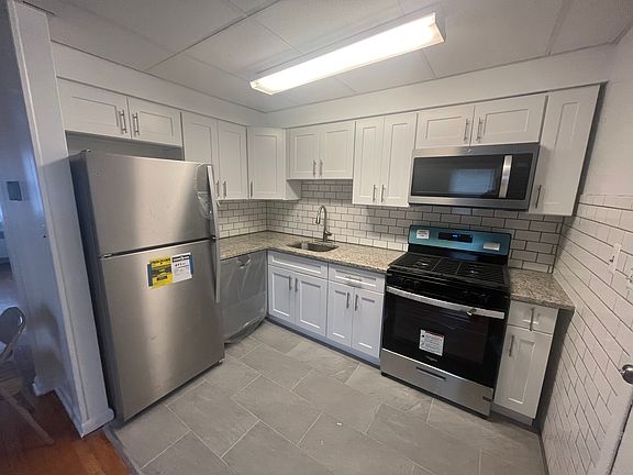 2nd image of 63 Madison Ave #63