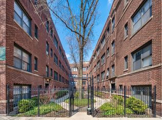 628 W Surf St APT 3A, Chicago, IL 60657