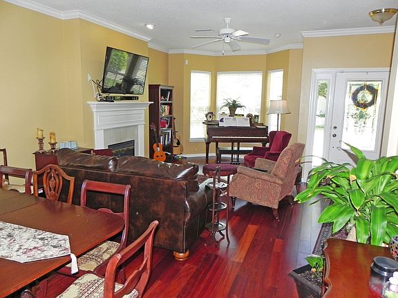 3rd image of 12827 SW 1st Pl