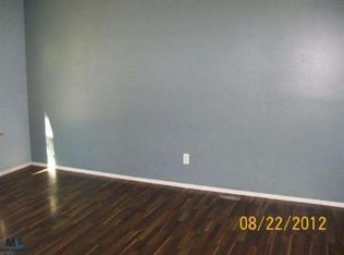 19101 Florian St, Roseville, MI 48066