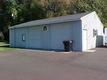 1st image of 1566 E 88th St