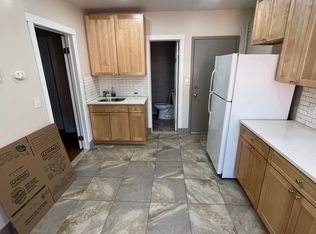 689 Main St #4, Manchester, CT 06040