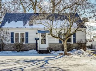 323 Orland Rd, Rochester, NY 14622