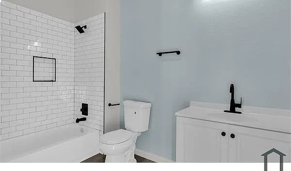 220 4th Ave E #2 — Photo 16