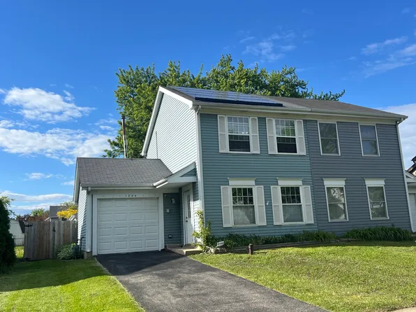1804 De Forest Ln, Hanover Park, IL 60133