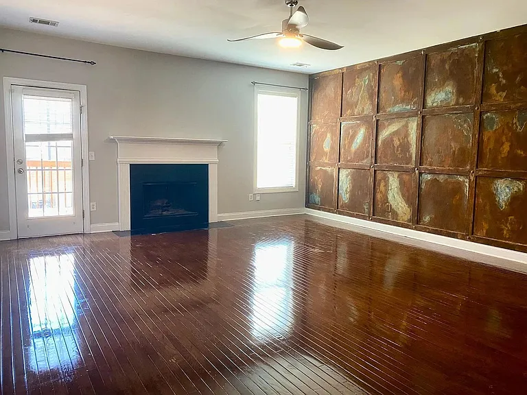 9050 Bayrose Cir — Photo 19