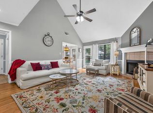 7979 Jills Creek Dr, Bartlett, TN 38133