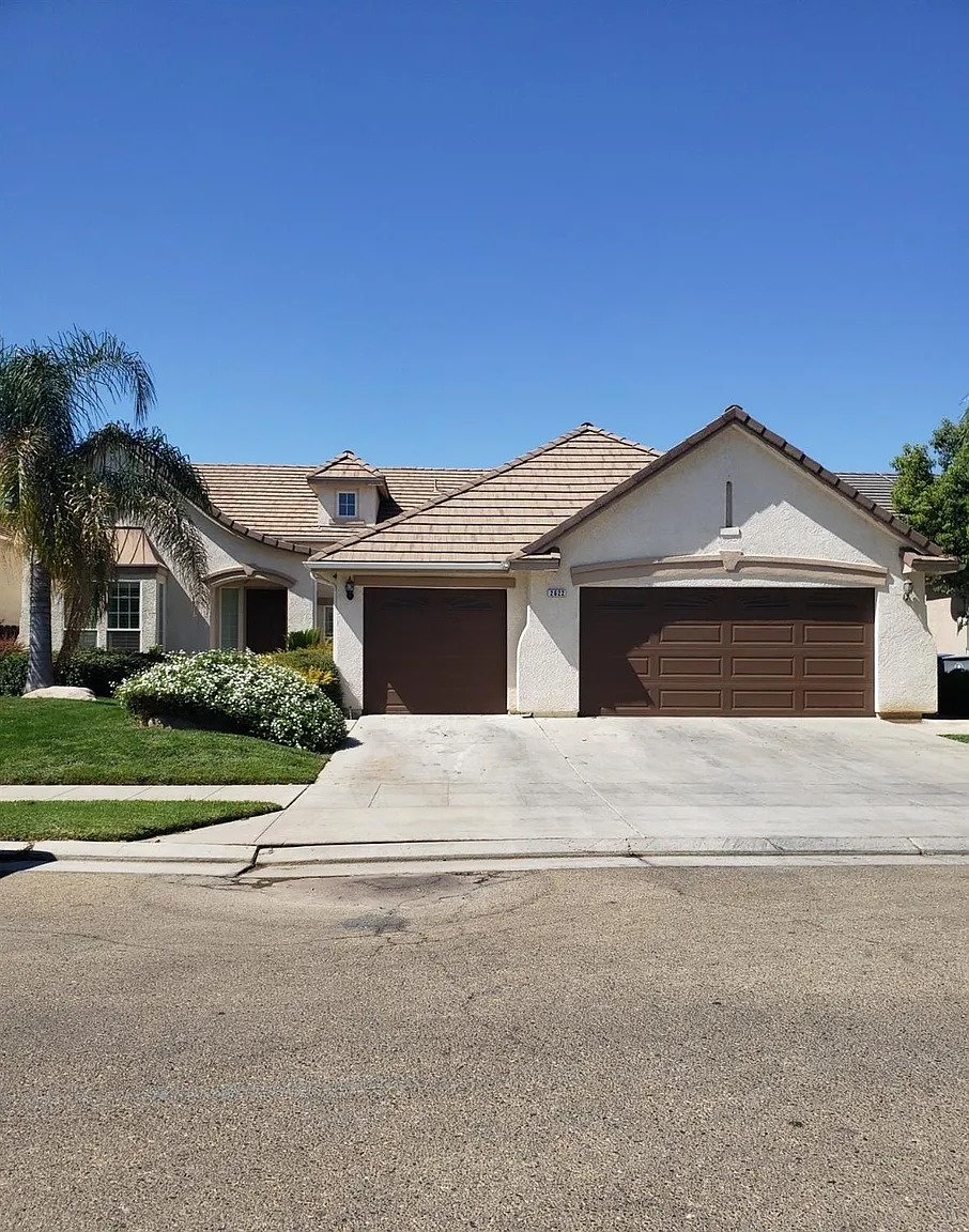 2622 Blackwood Ave photo 1