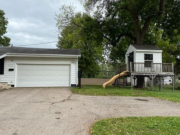 3rd image of 1517 Homberg Ln