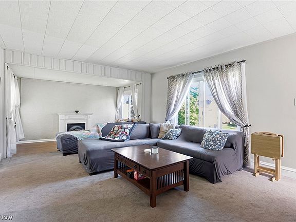 4th image of 17001 Truax Ave