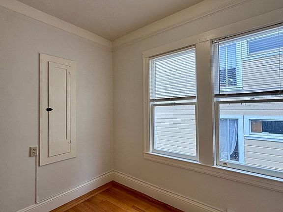 5th image of 3104 Sacramento St APT 12