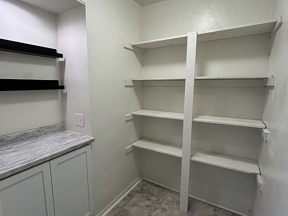 5th image of 625 S 10th St #0