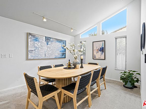3rd image of 3456 Veteran Ave