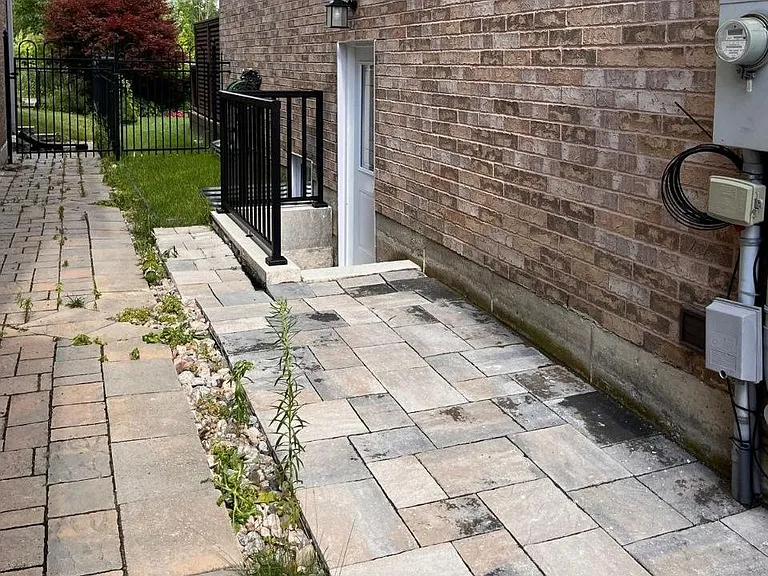 11 Kingsmead Ct #BASEMENT — Photo 1