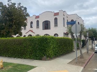 943 S Gramercy Dr, Los Angeles, CA 90019