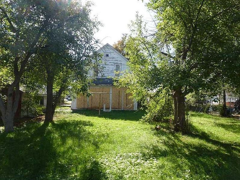 Land/Lot.